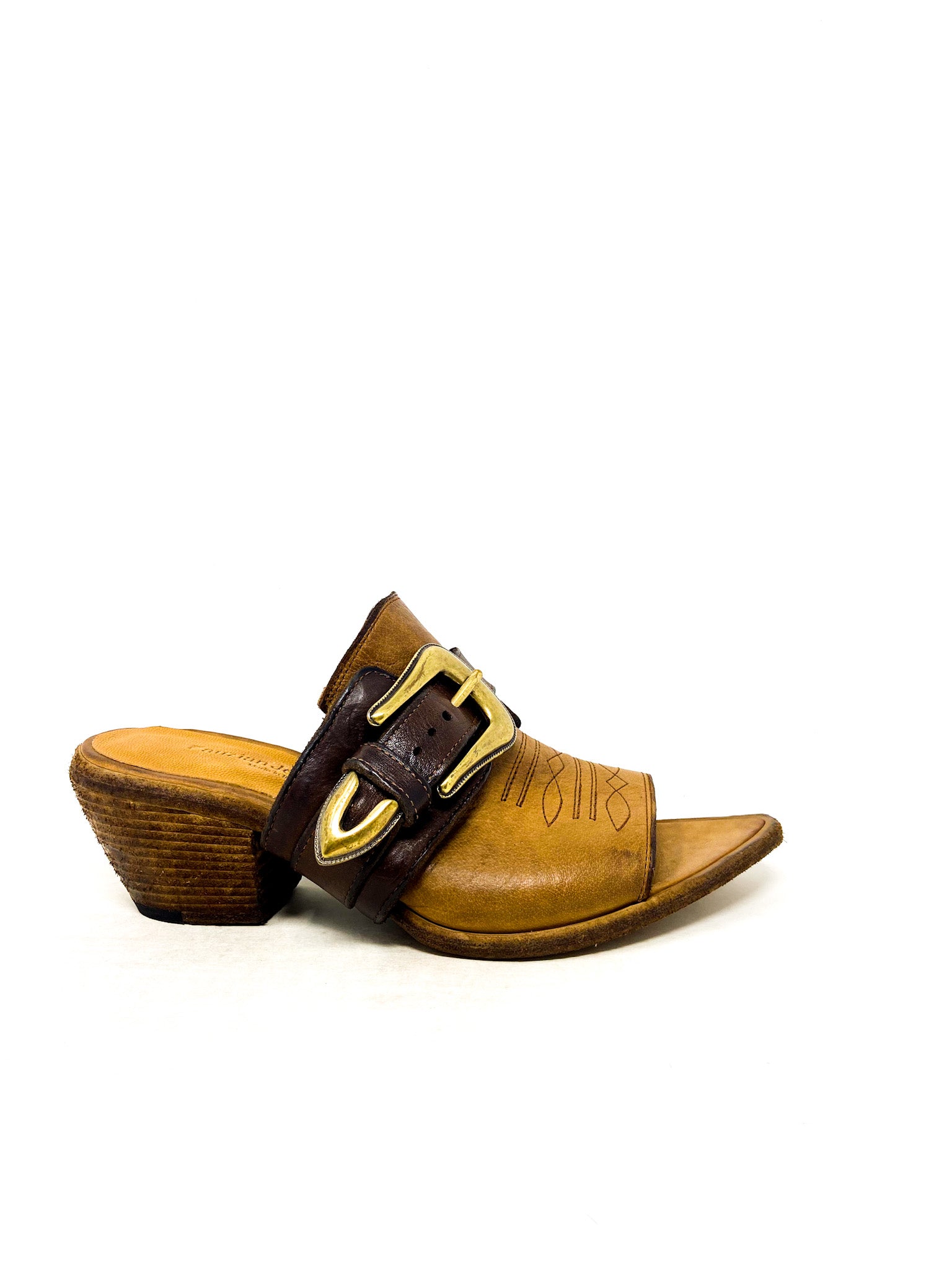 SANDAL