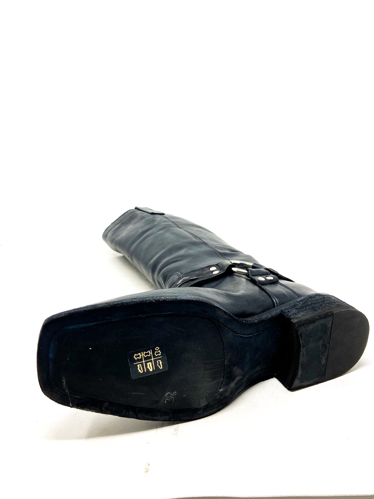 BOOT FRAY