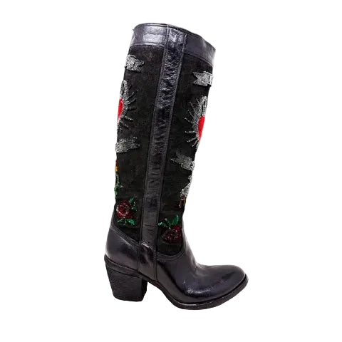 BOOT LOVE