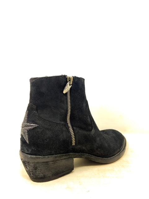 ZIPPY ANKLE BOOT