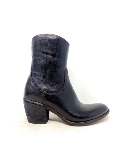 ANKLE BOOT VICTORIA